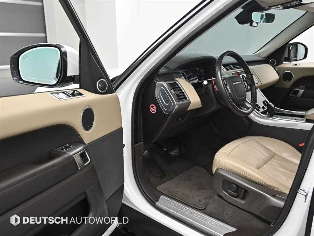 Land Rover Range Rover Sport — photo 12