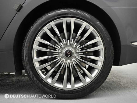 Kia K9 — photo 05