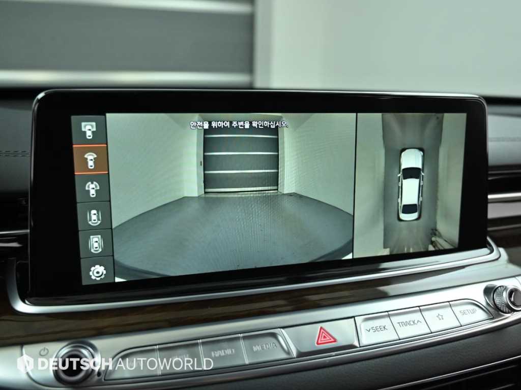 Kia K9 — photo 15