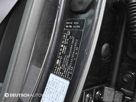 Kia K9 — photo 20