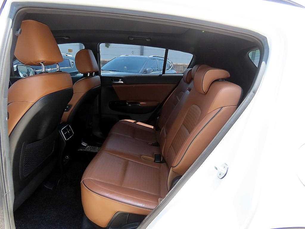 Kia Sportage — photo 06