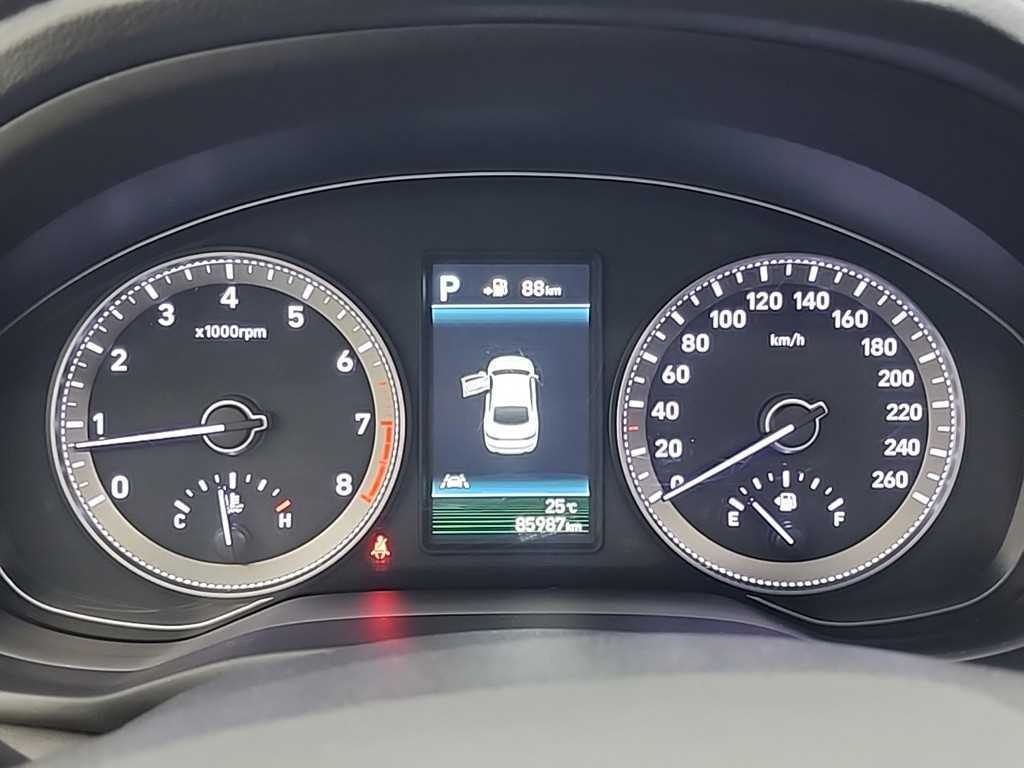 Hyundai Grandeur — photo 06