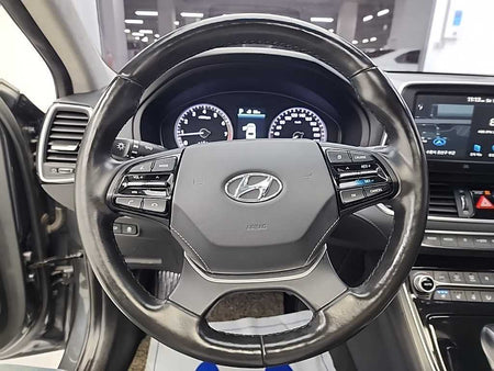 Hyundai Grandeur — photo 09