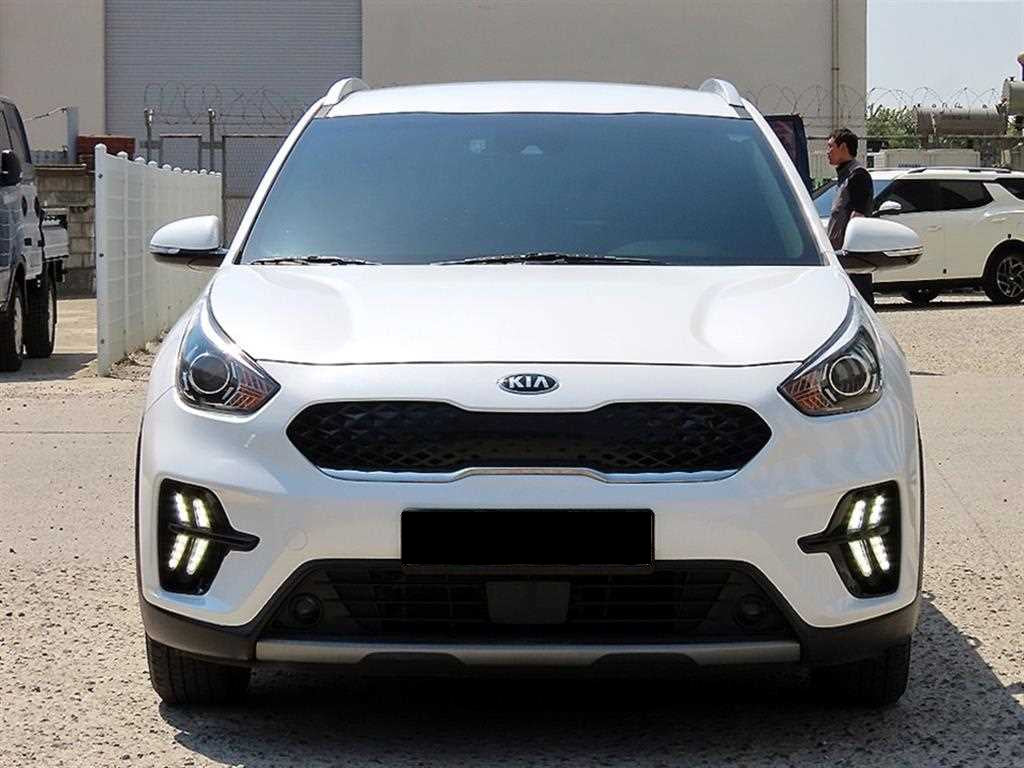 Kia Niro — photo 02