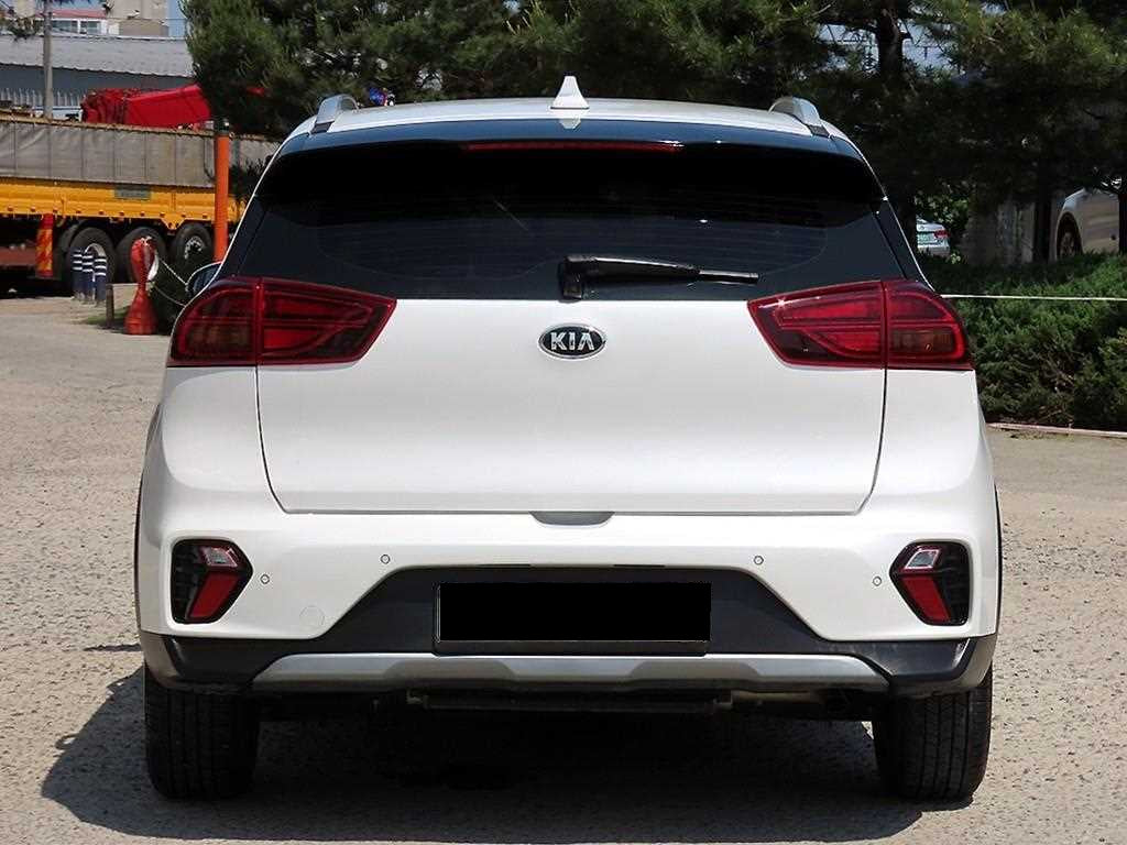 Kia Niro — photo 04