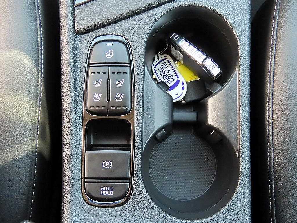Kia Niro — photo 13
