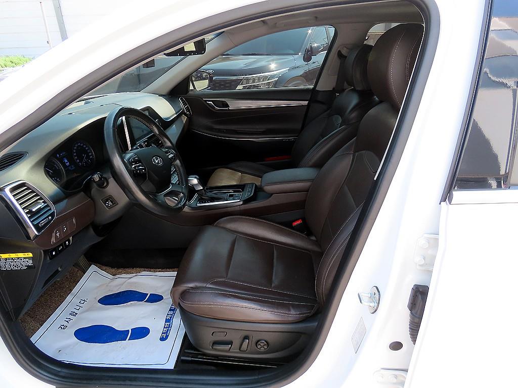 Hyundai Grandeur — photo 05