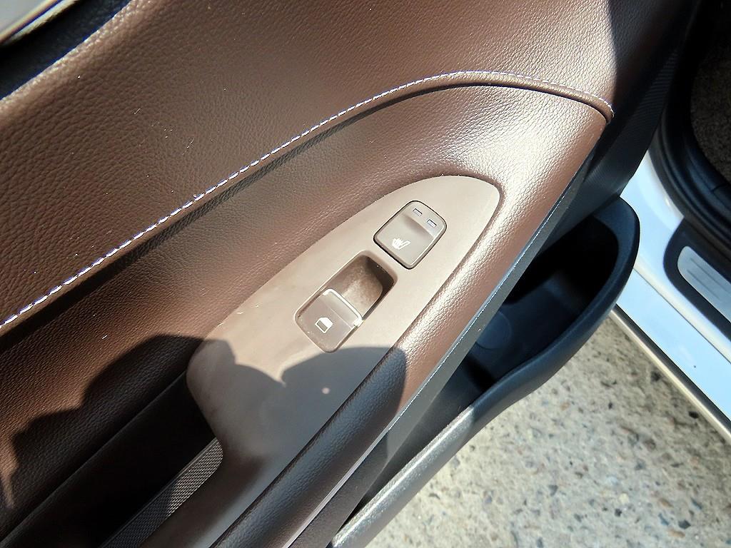 Hyundai Grandeur — photo 16