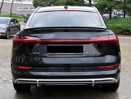 Audi e-tron — photo 04