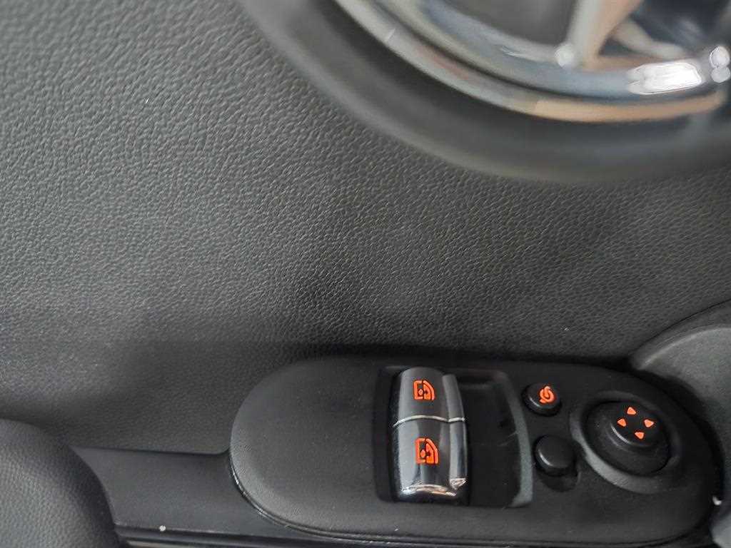 Mini Cooper — photo 07