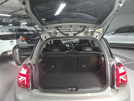 Mini Cooper — photo 16