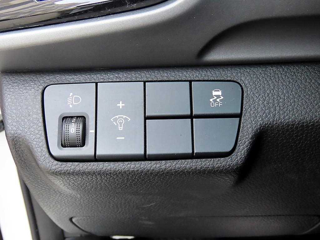 Kia Stonic — photo 12