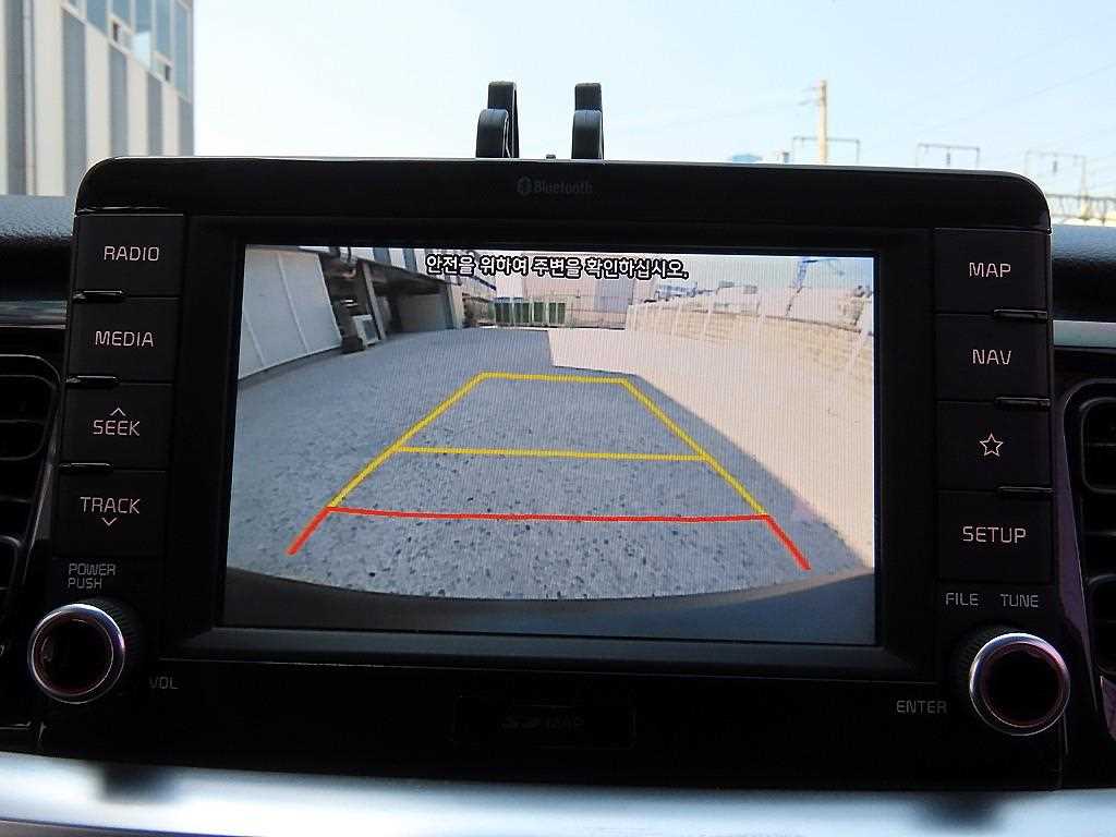 Kia Stonic — photo 15