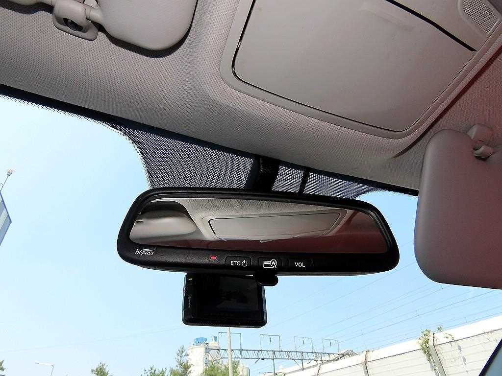 Kia Stonic — photo 16