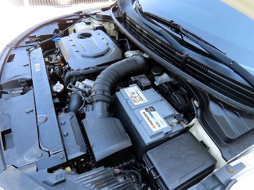 Kia Stonic — photo 18