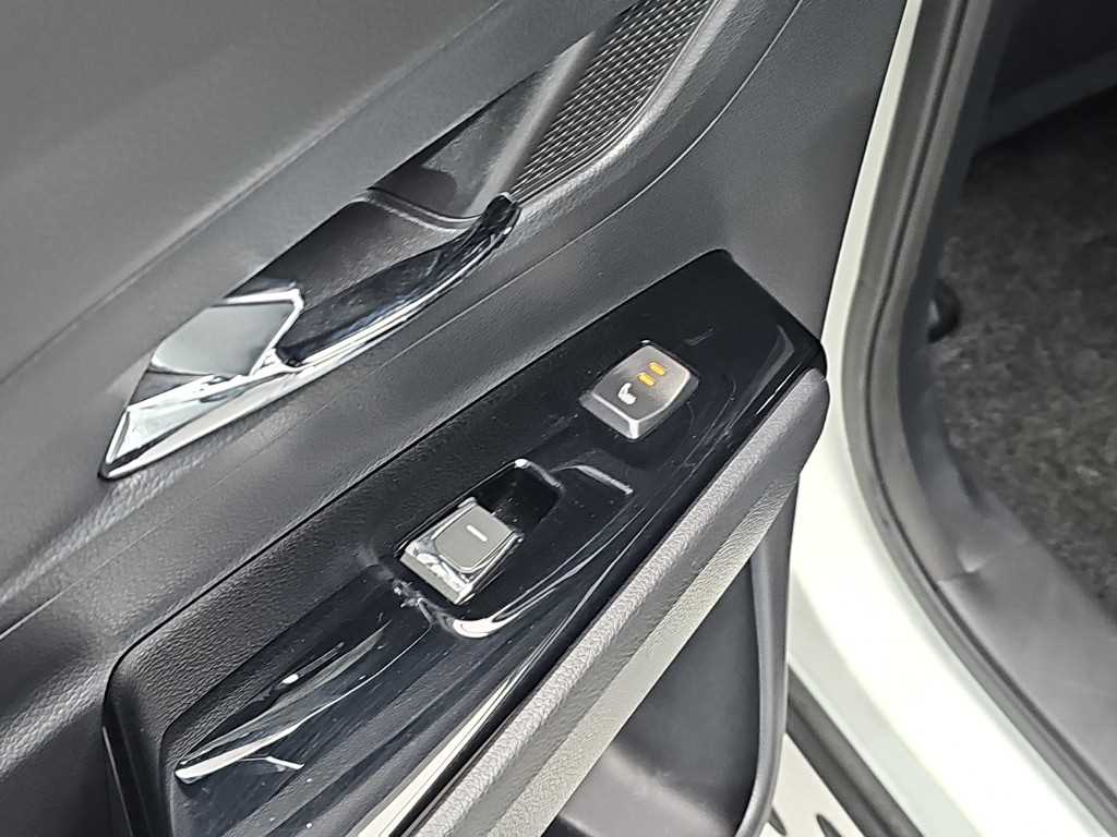 KGM KORANDO — photo 13