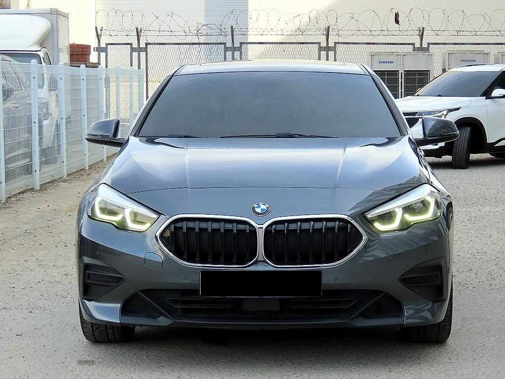 BMW 2-Series — photo 01