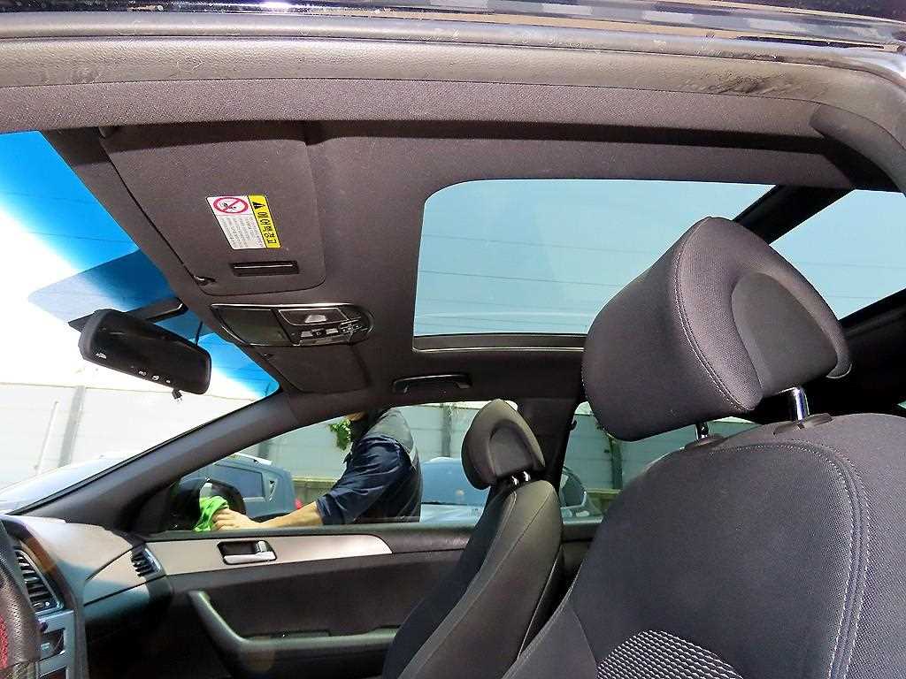Hyundai Sonata — photo 16