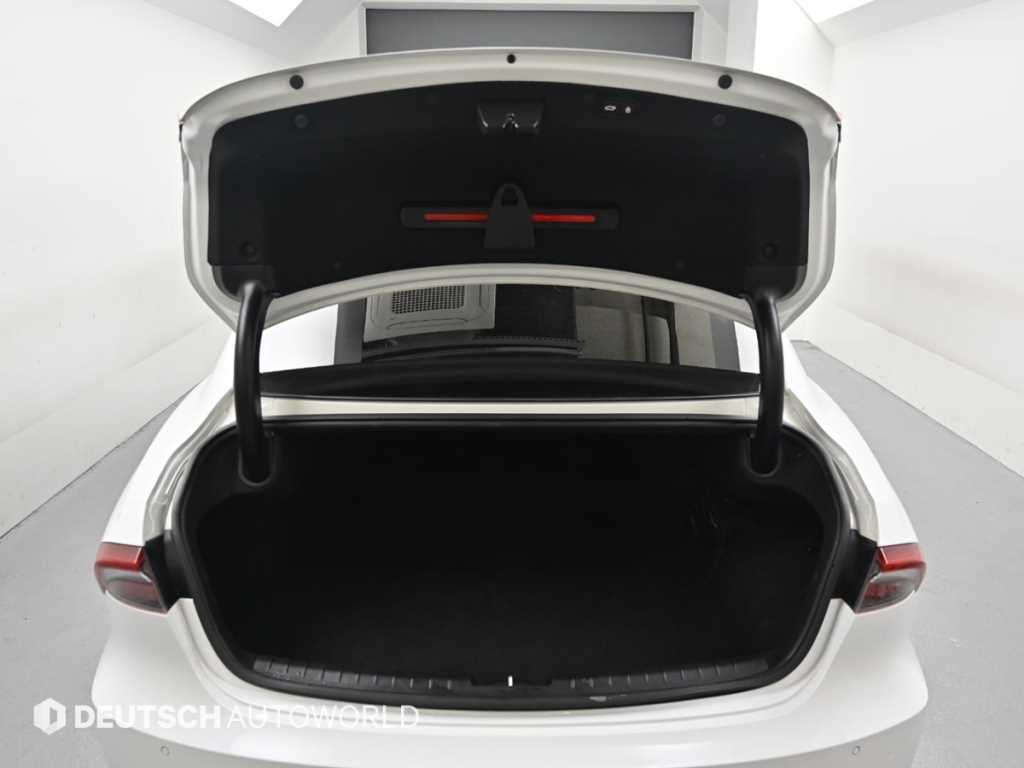 Hyundai Grandeur — photo 19
