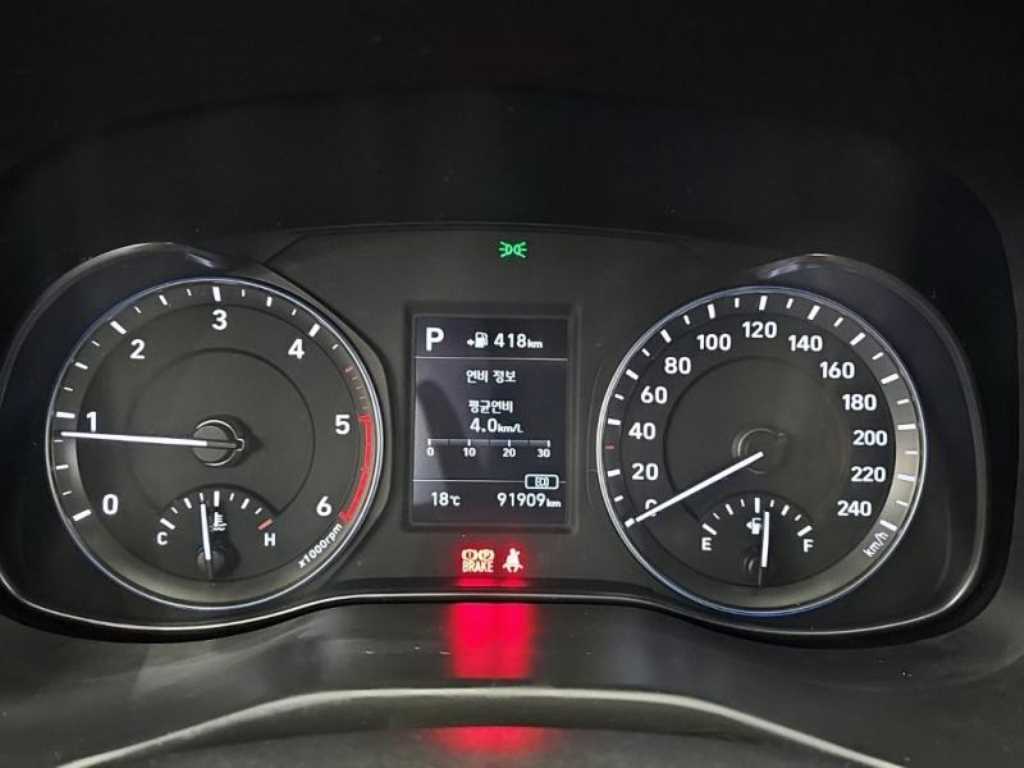 Hyundai Kona — photo 06