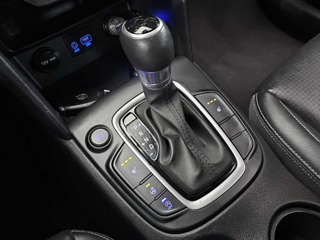 Hyundai Kona — photo 12