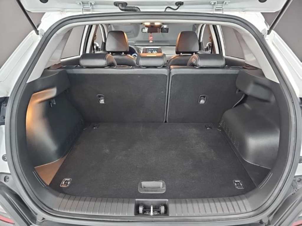 Hyundai Kona — photo 18