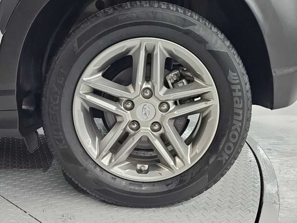Hyundai Kona — photo 20