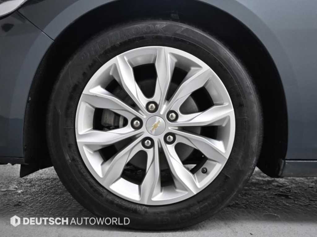 CHEVROLET Malibu — photo 05