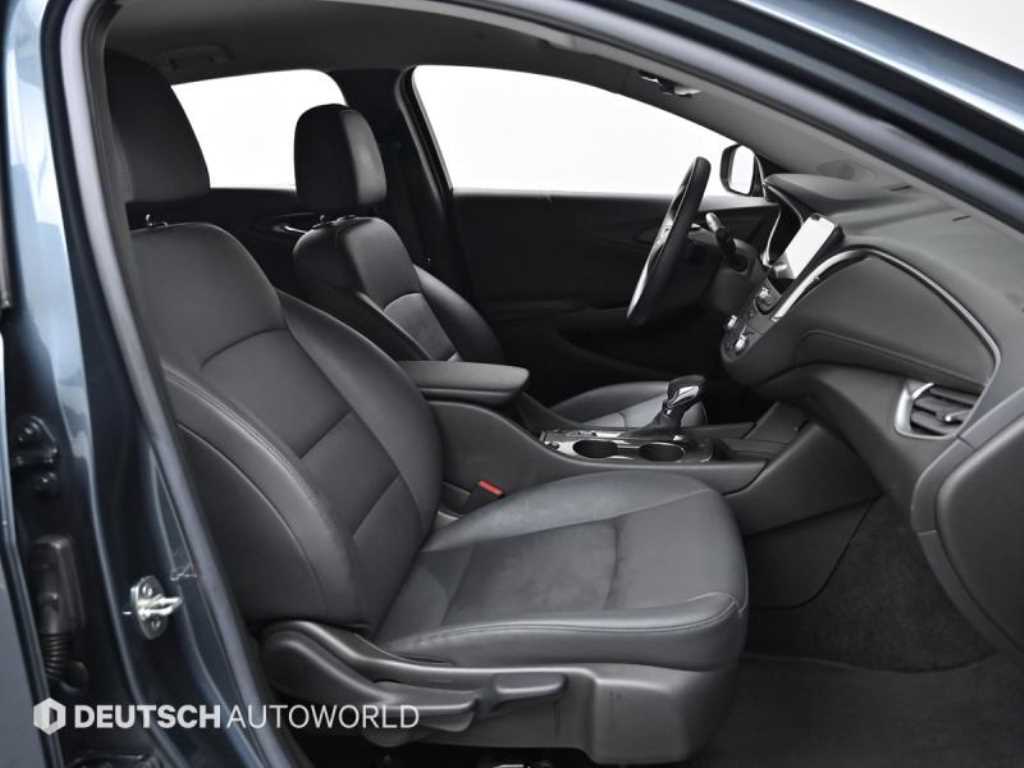 CHEVROLET Malibu — photo 10