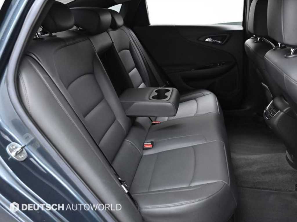 CHEVROLET Malibu — photo 12