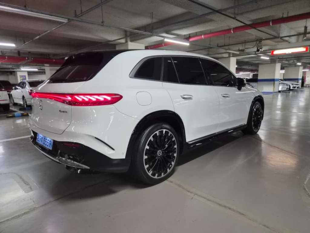 Mercedes-Benz EQS — photo 03