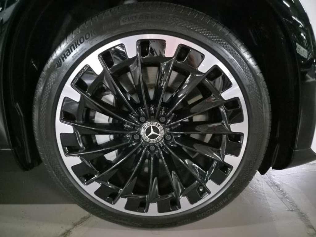 Mercedes-Benz EQS — photo 06