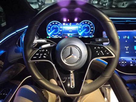 Mercedes-Benz EQS — photo 08