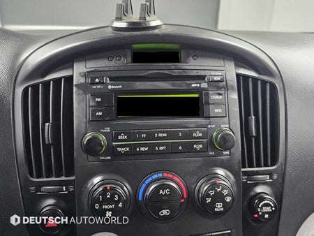 Hyundai Starex — photo 17