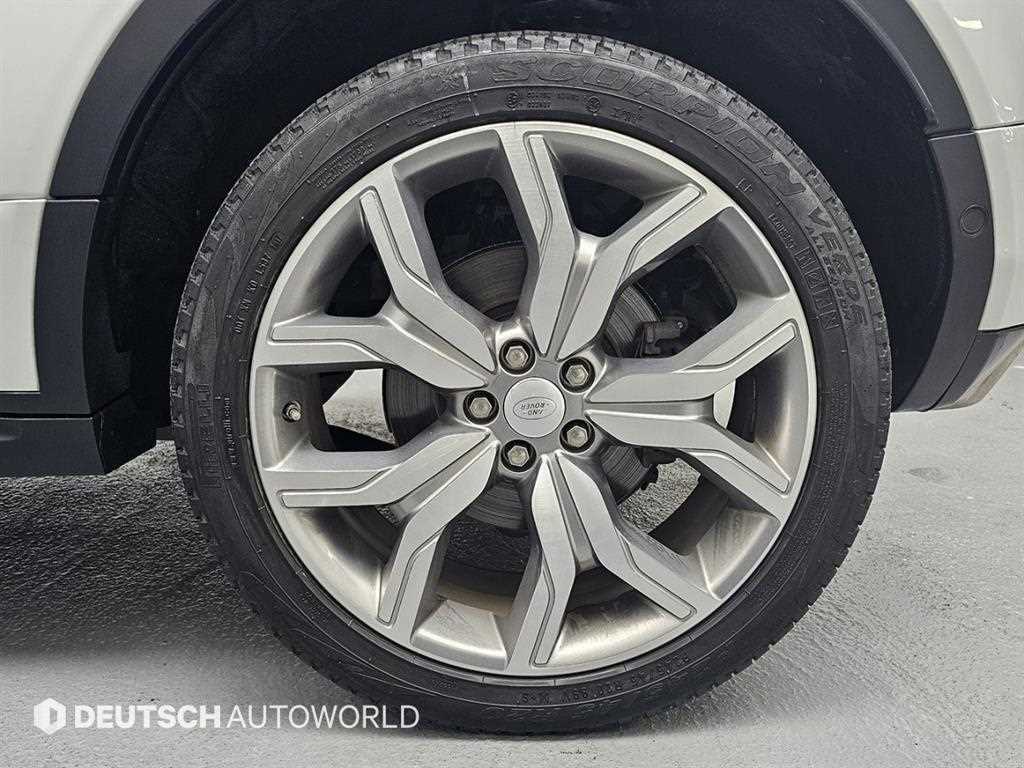 Land Rover Range Rover Evoque — photo 05