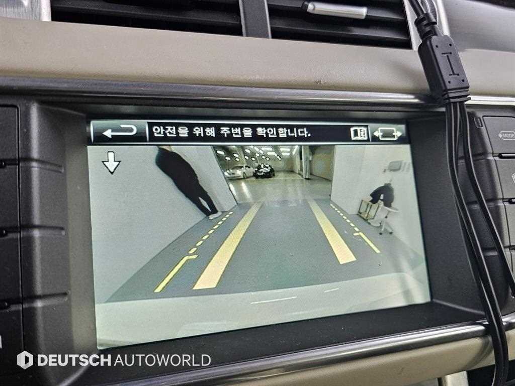 Land Rover Range Rover Evoque — photo 15