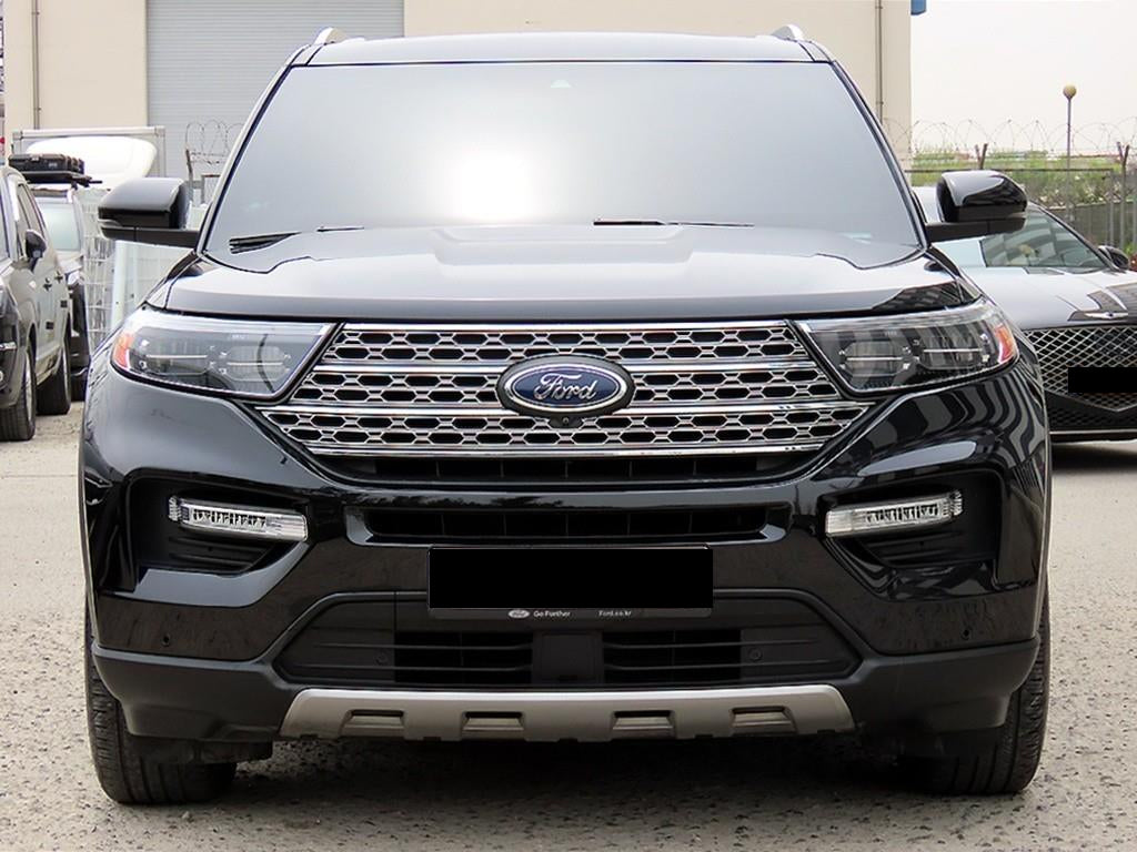 Ford Explorer — photo 01