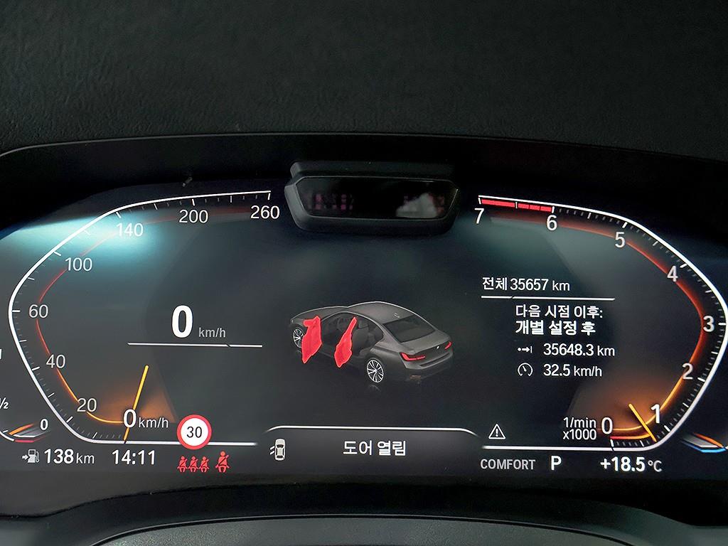 BMW 3-Series — photo 06