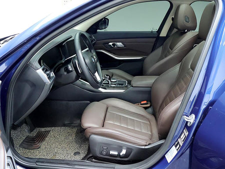 BMW 3-Series — photo 11