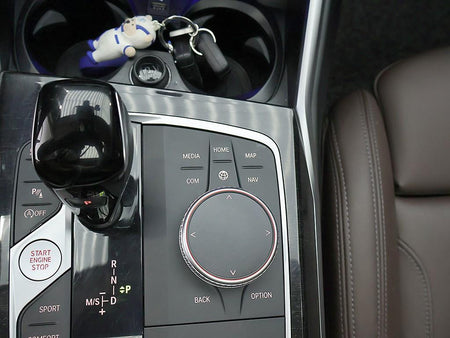 BMW 3-Series — photo 13
