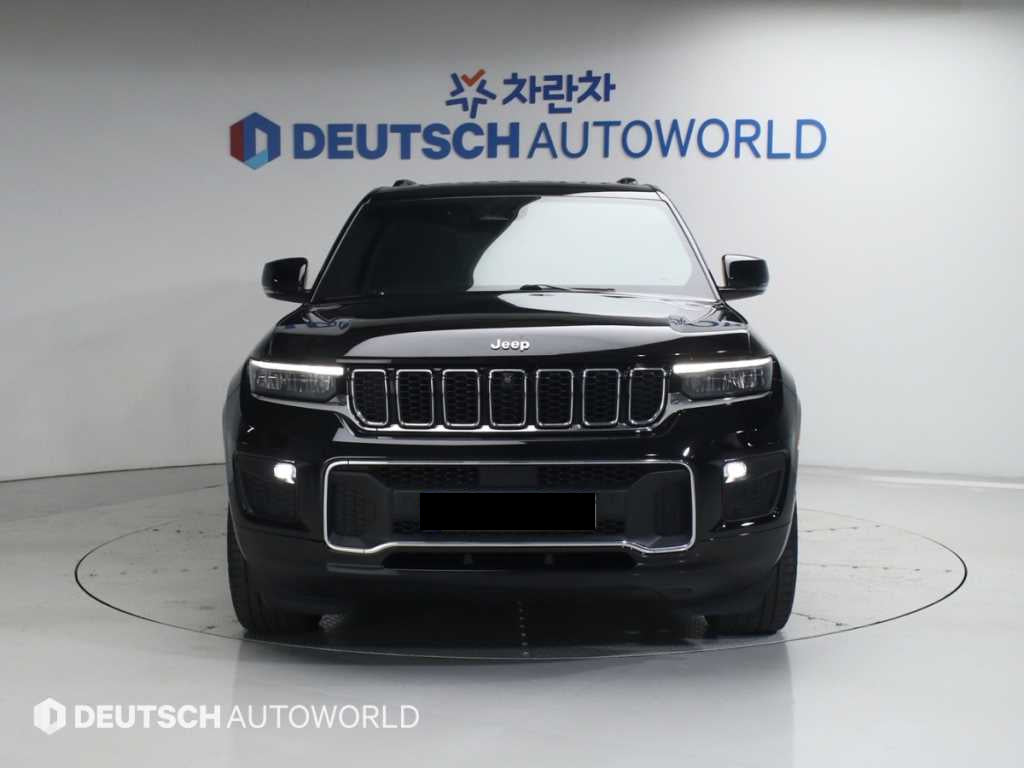 Jeep Cherokee — photo 03