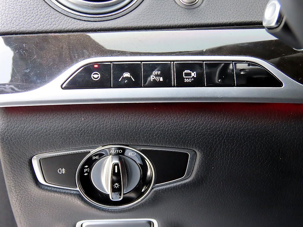 Mercedes-Benz S-Class — photo 11