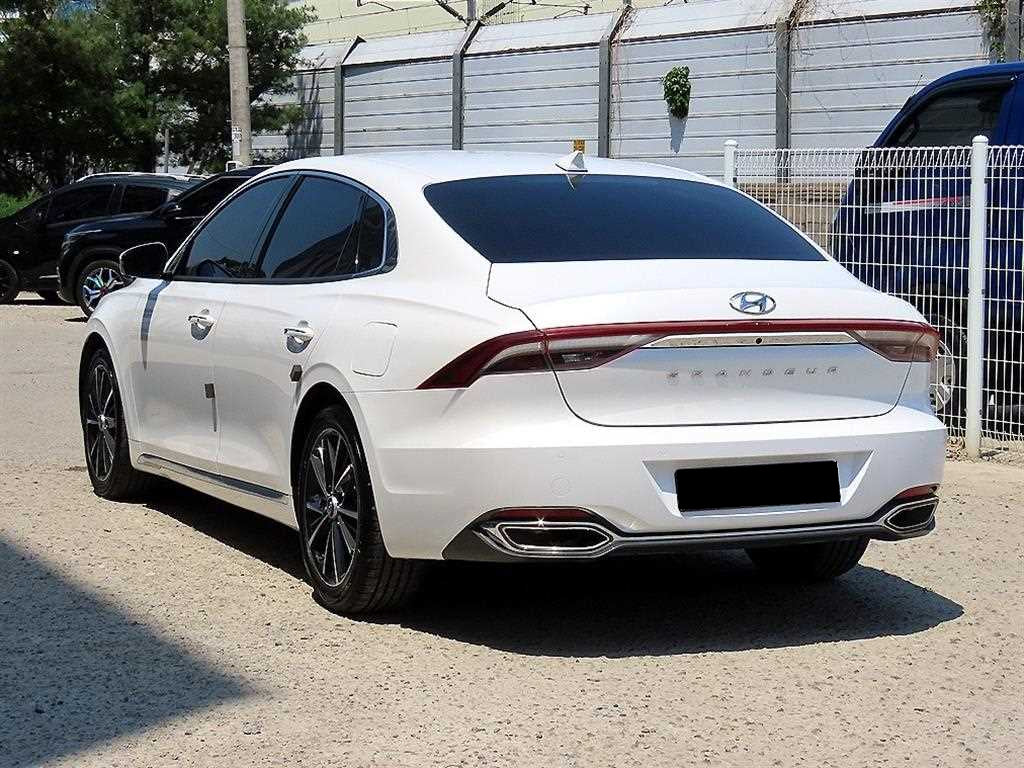 Hyundai Grandeur — photo 03