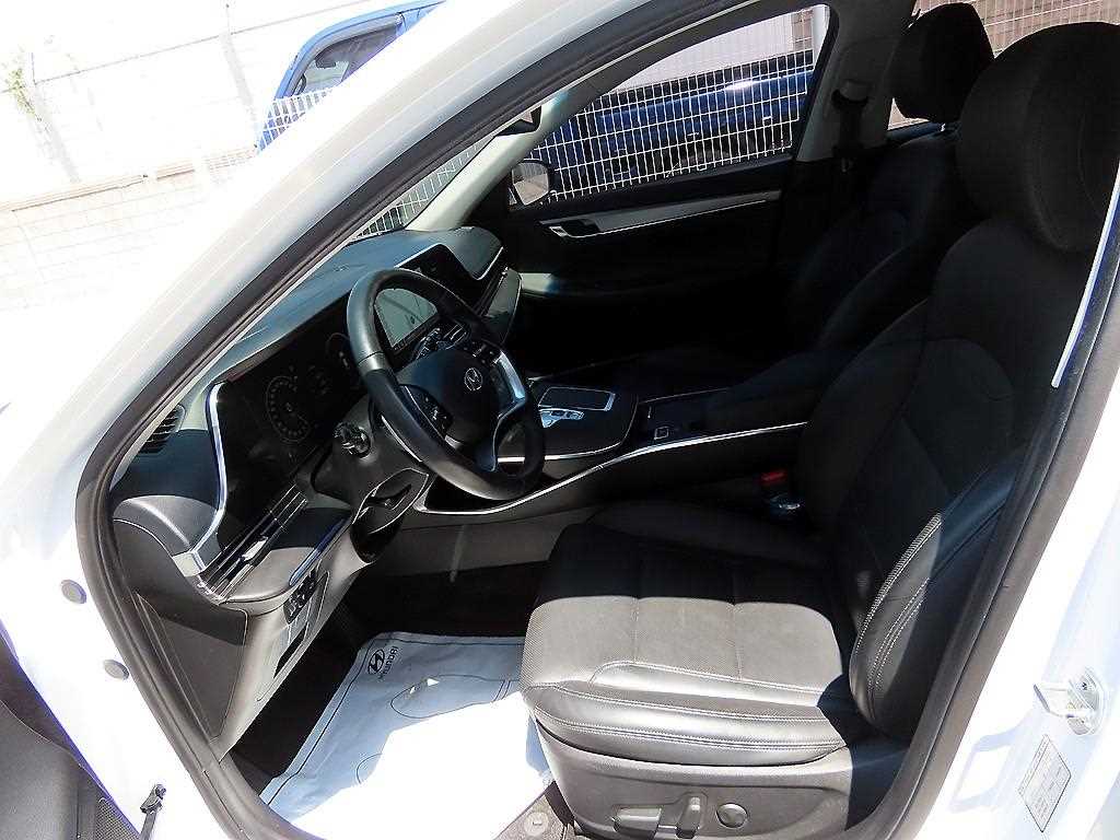 Hyundai Grandeur — photo 05