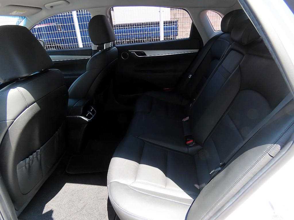 Hyundai Grandeur — photo 06