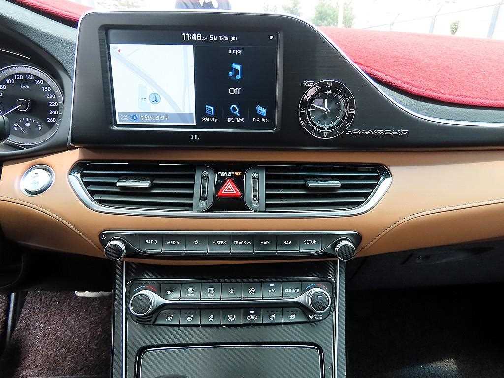 Hyundai Grandeur — photo 13