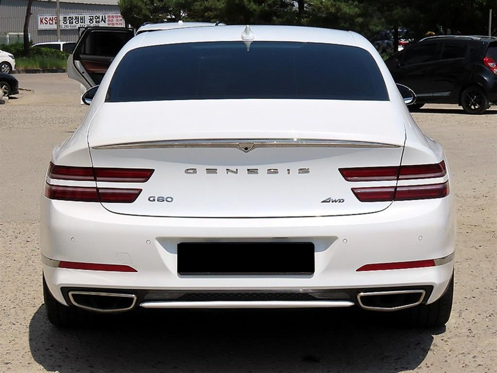 Genesis G80 — photo 04