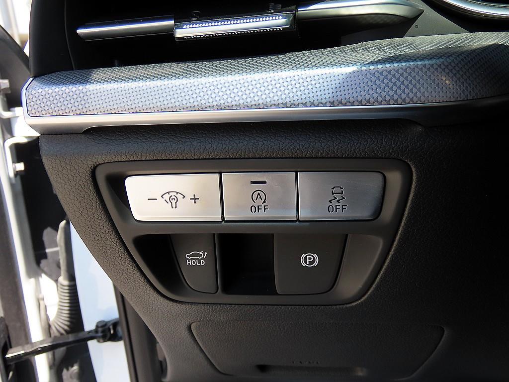 Genesis G80 — photo 13