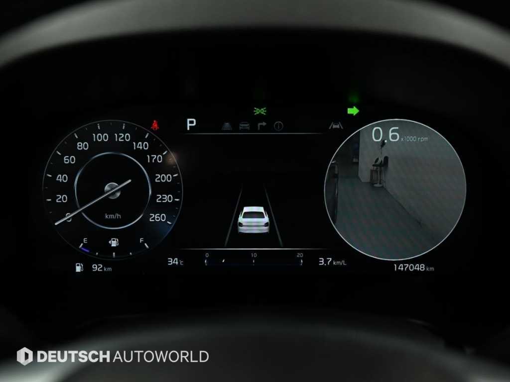 Kia K9 — photo 08