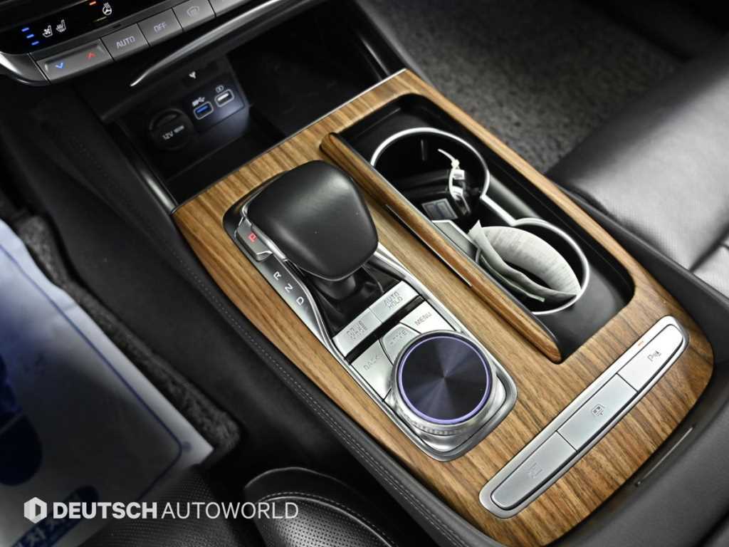 Kia K9 — photo 09